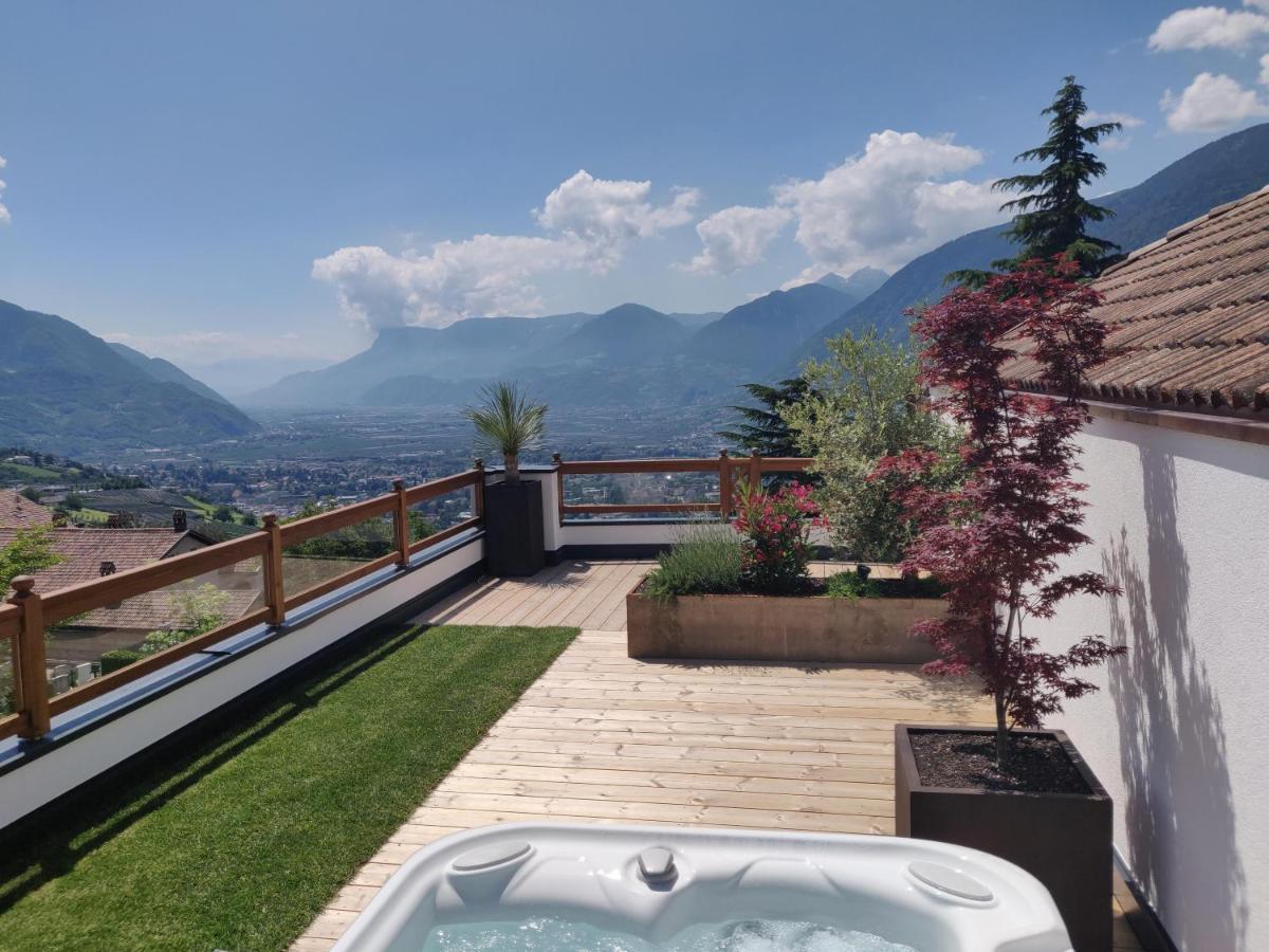 Small Hotel Sonne Tirolo Exterior photo