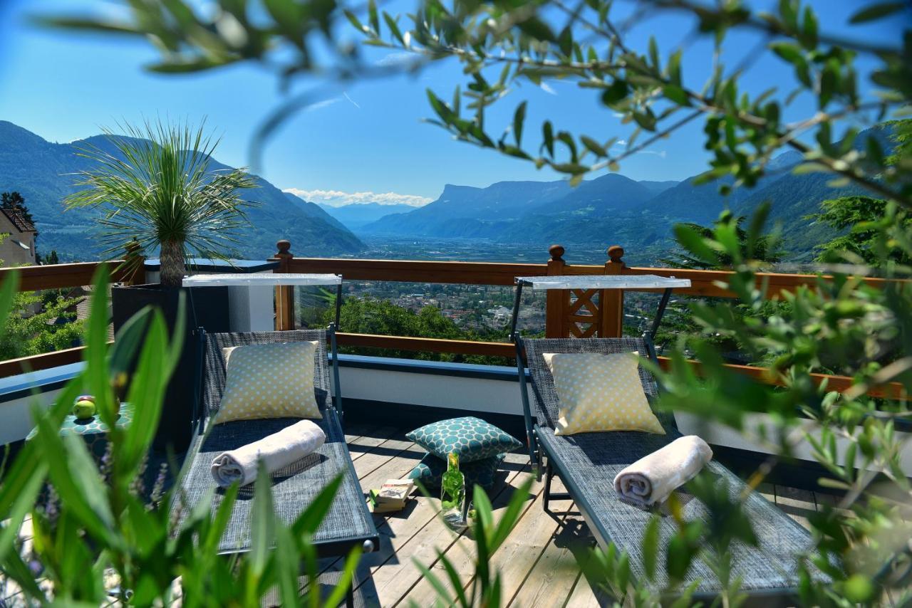 Small Hotel Sonne Tirolo Exterior photo